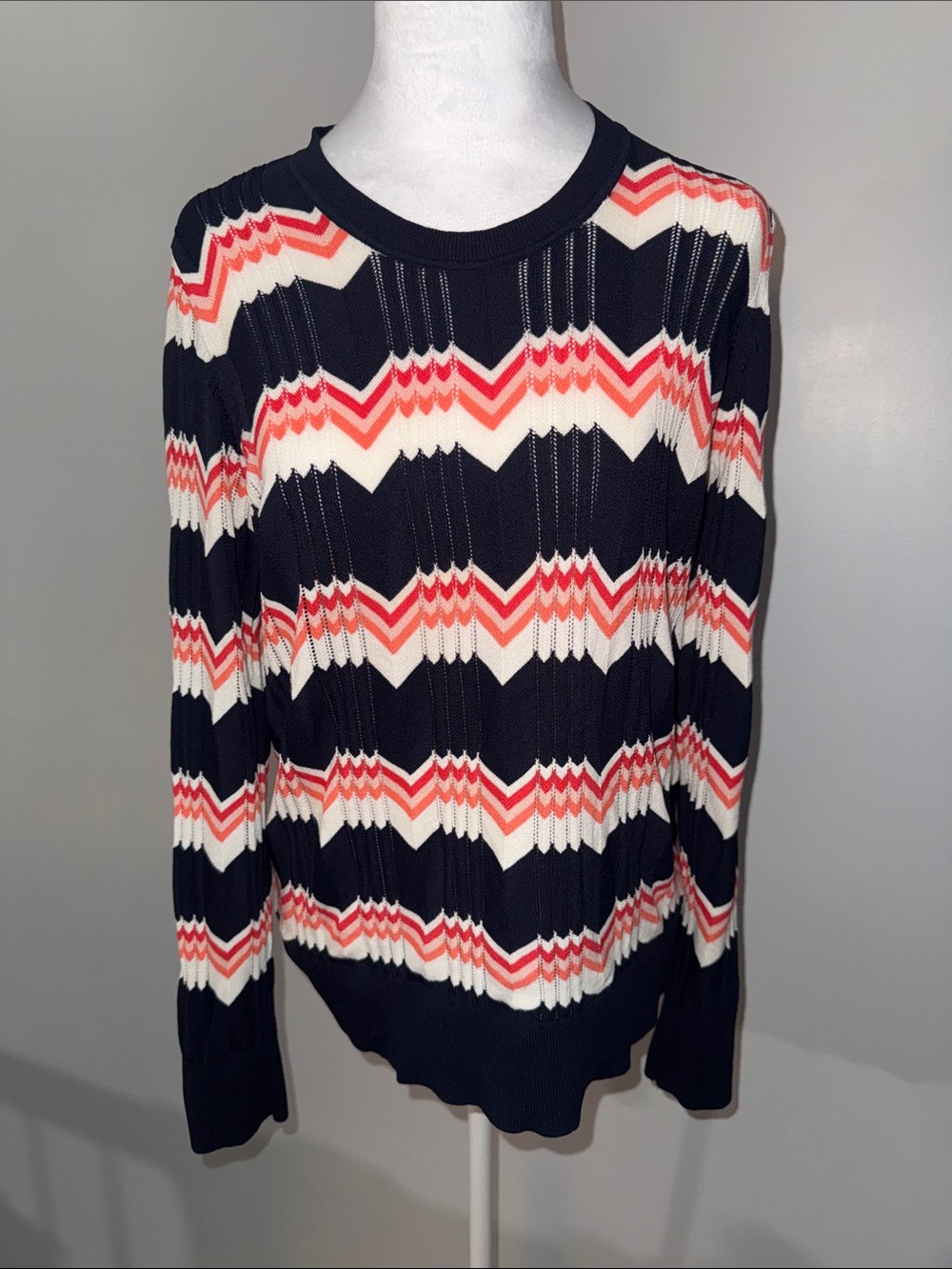 Ann Taylor Women’s Chevron Knit Top - Navy, White & Coral Sz Large